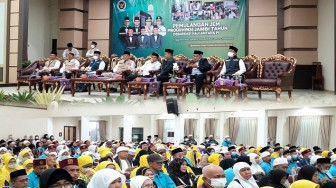 Haru dan Bahagia, Jemaah Haji Kota Jambi Tiba Kembali di Tanah Air